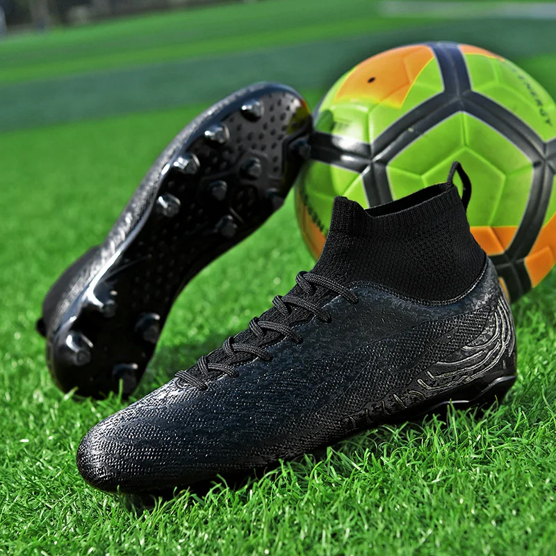 Men FG Football Shoes Ultralight Training Football Field Boots Outdoor Fast Soccer Shoes Society Cleats Professional Sneaker