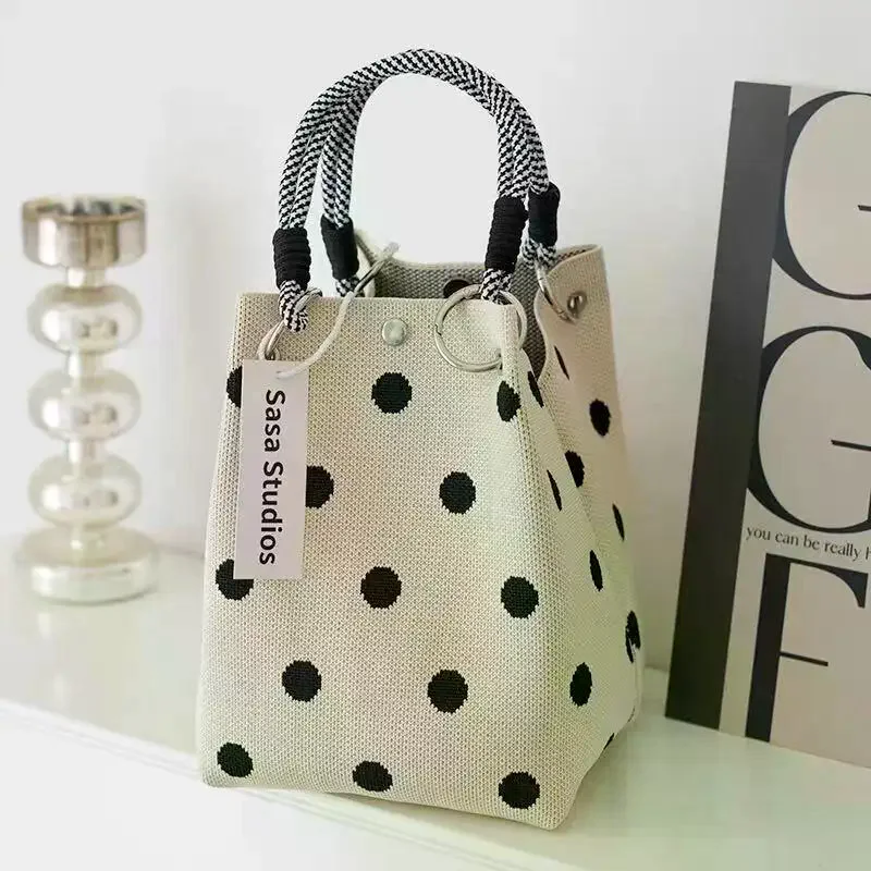 2026 New Versatile Cute Knitted Handbag With 3D Magnetic Snap Handbag Clutch Bag