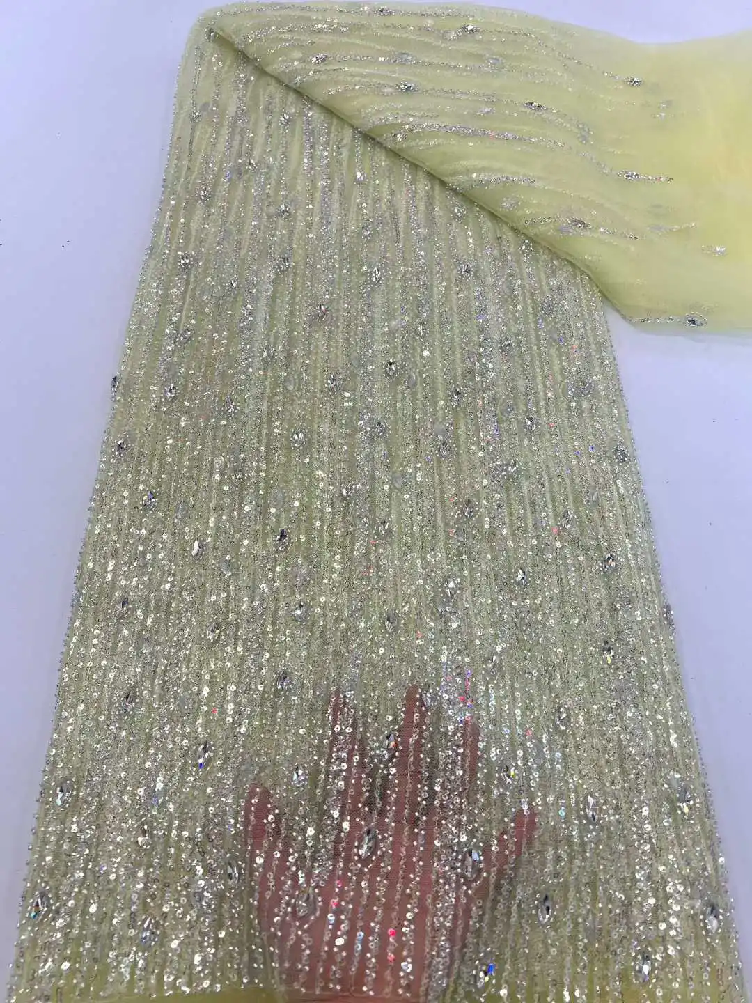 

OLOEY Luxury African Sequins Groom Lace Fabric 2026 High Quality French Nigerian Beaded Lace Fabric For Wedding Dress