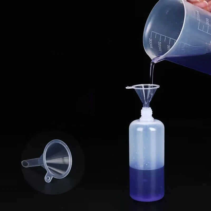 5-100ml Needle Tip Glue Bottle,Squeeze Plastic Bottle Dispensing Needle Childproof Cap,Needle Tip Bottles Liquid Flux Dispenser view 4