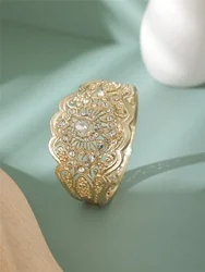 Classic Luxury Cristal-Encrusted Open Bracelet Flower Shape Design Women Wedding Decorative Jewelry Bangle Bridal Hand Jewel