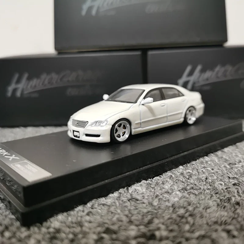 Diecast Alloy Simulação Car Model Toy, Ornamento Colecionável, Escala 1:64