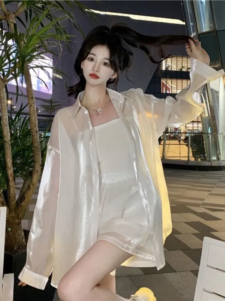 Korean Version of The White Shirt Sunscreen Clothing Female Long-sleeved Summer New Loose Sunscreen Clothing Ice Silk Thin Coat