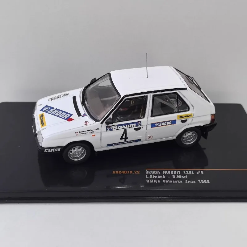 ‌IXO Models  Diecast 1:43 Scale ŠKODA Favorit 136L #4 (1989) Alloy Car Model 3-Door Hatchback