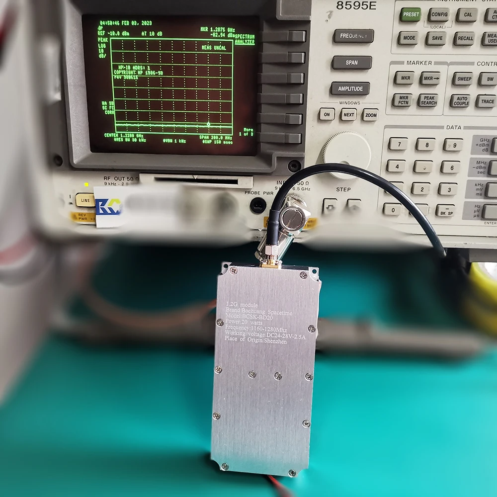 

Усилитель сигнала полосы пропускания 1,2 ГГц, усилитель мощности RF, модуль защиты БПЛА 1160-1280 МГц, модуль анти-FPV