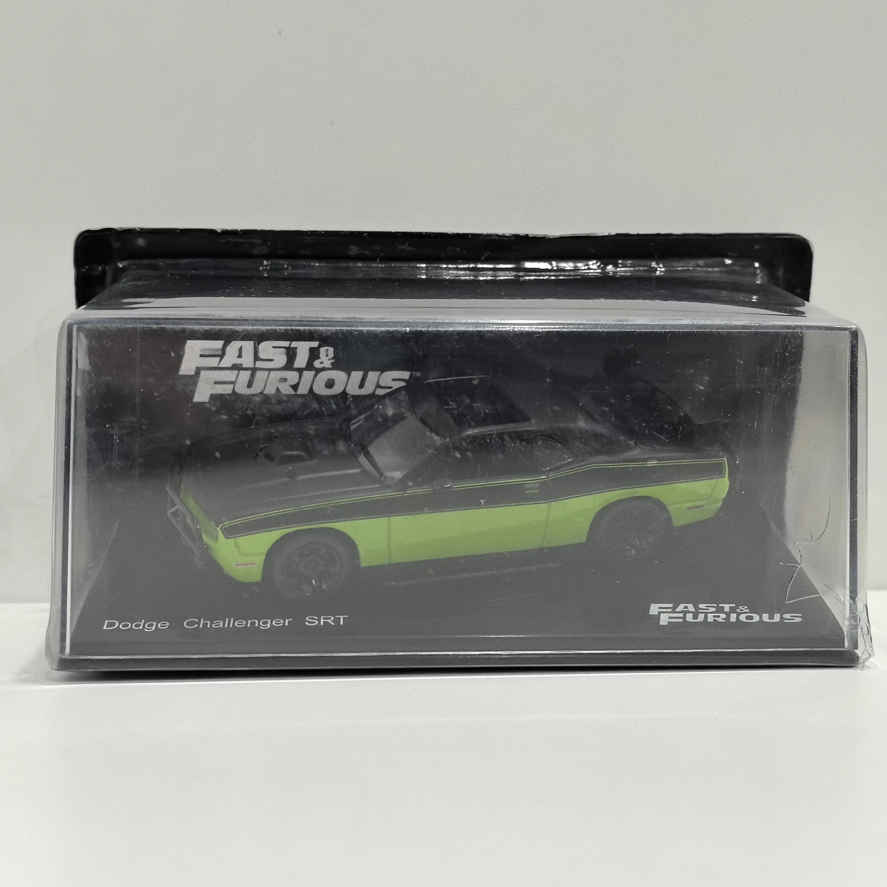 

Box Cracking Diecast IXO 1/43 Scale Movie Car 1Y Alloy Car Model