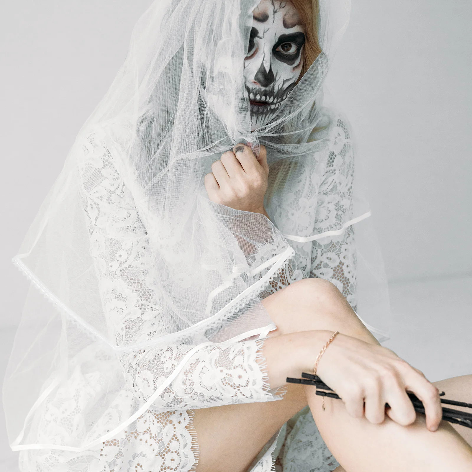 

1Pcs Lace Trim DIY Sewing Fabric Crochet Lace Easy Cut Decorative Ribbon Wedding Apparel Bridal Dress Hair Accessories Gift