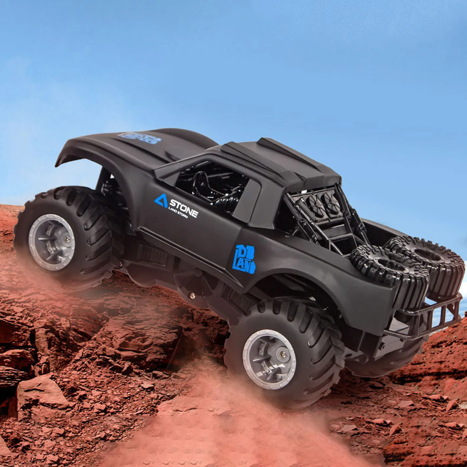 

1/16 RC Amphibious Off Road Vehicle Q156 Radio Control 2.4Ghz Four Wheel Drive 360 Rotation Waterproof Stunt Car RTR Gift Toys