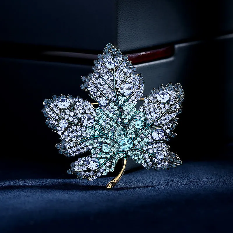 Golden Maple Leaf Brooch Clothing Accessory Pin Versatile Suit Corsage Evening Dress Jewelry Banquets Birthday Gifts for Women