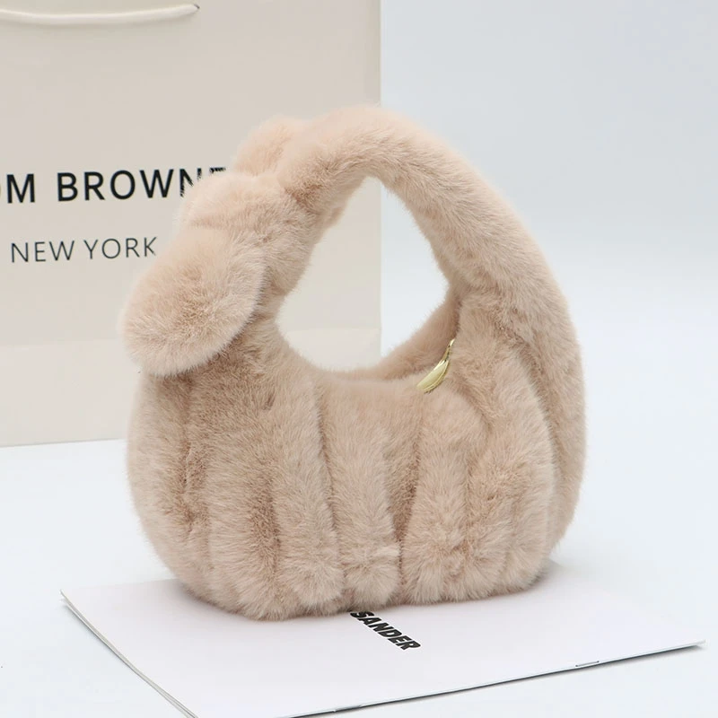 Fashion Plush Bags 2023 Women's Autumn Winter New Solid Pleated Cloud Handbags Large Capacity Versatile Clutch Bag for Party