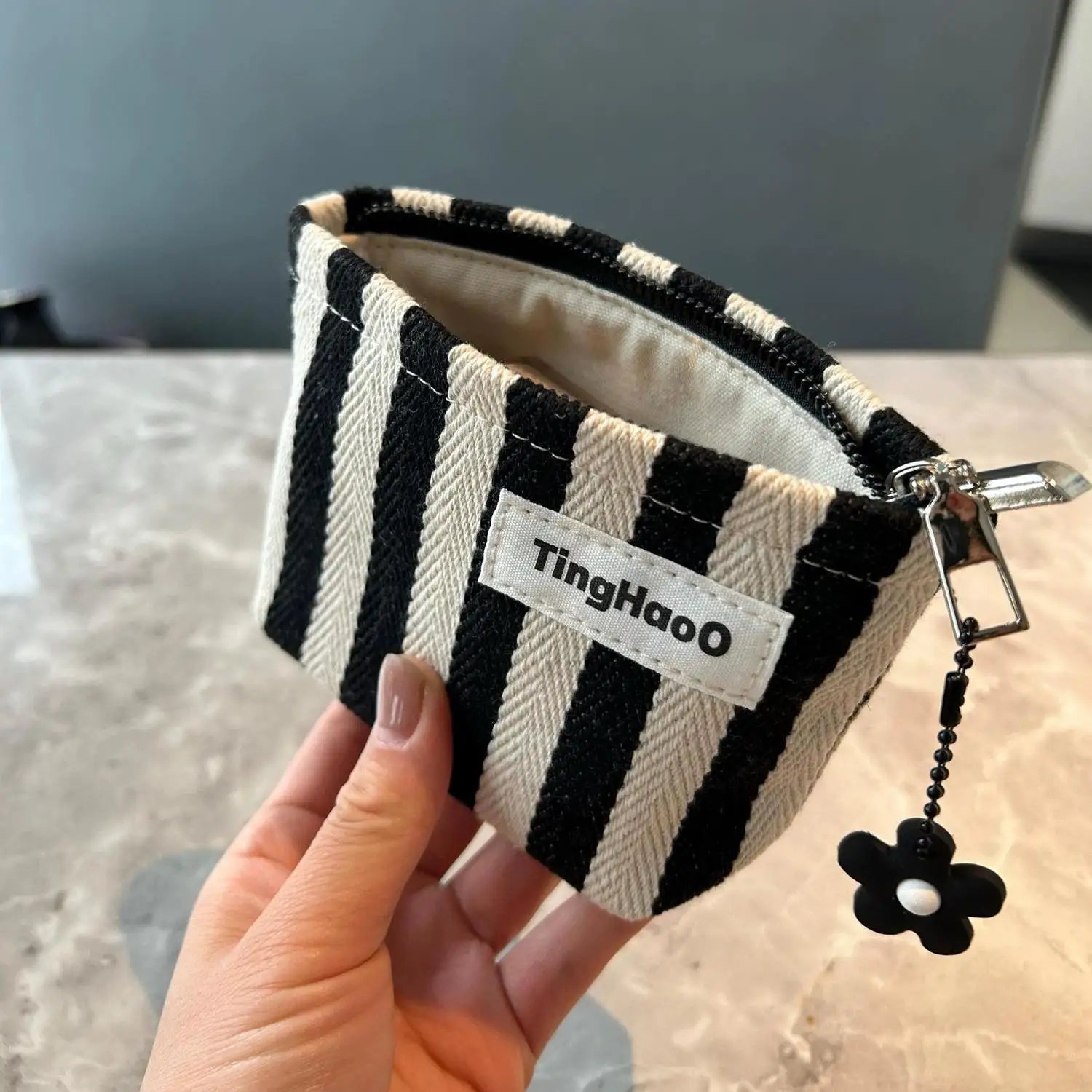 Mini exquisita cartera Zero para mujer, bolsa de Dumpling ligera y a la moda, portátil, lápiz labial, auriculares, bolsa de almacenamiento, monedero