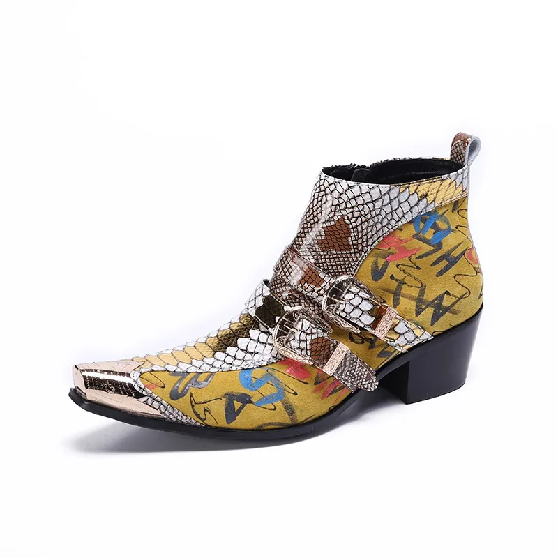 

Brand Designer Men Metallic Gold Pointed Toe Snakeskin Print Mixed Color Chelsea Ankle Boots Male Side Zipper Chunky Heels Shoes