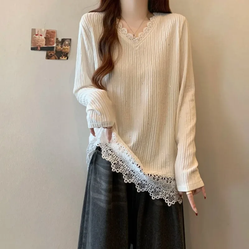 Women's Bed Long-Sleeve Sweater with Tops Lace Trim Detail Tees T-Shirts