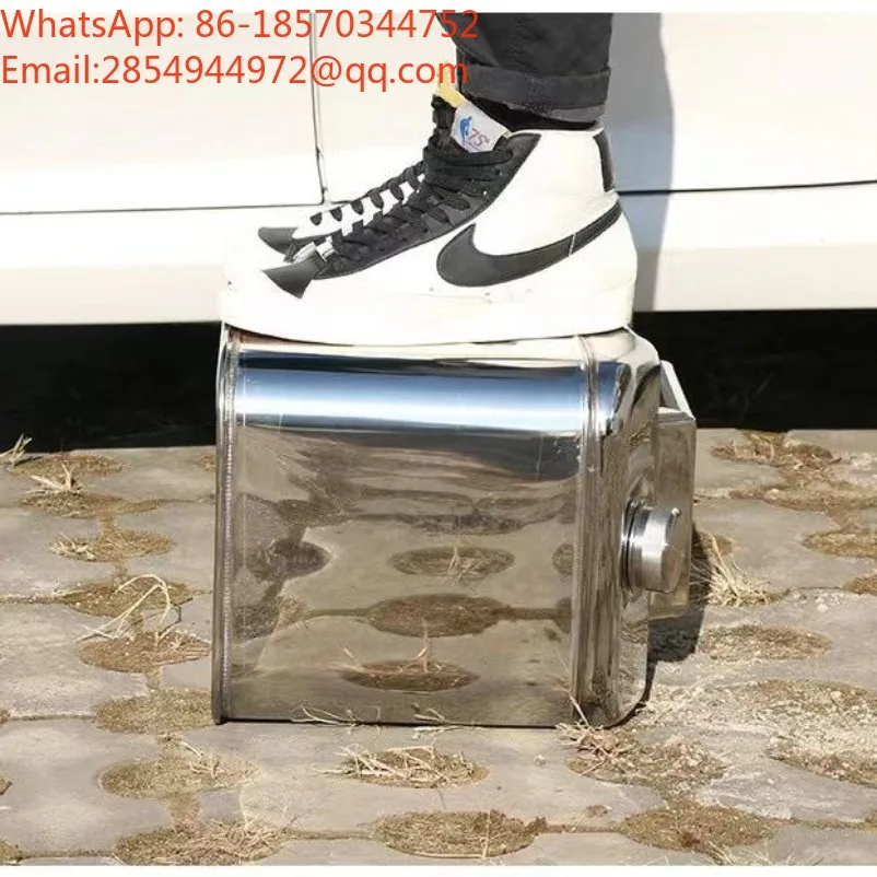 Thickened 304 Stainless Steel Oil Drum 30 Liters 20 Liters Portable Barrel Car Spare Fuel Tank