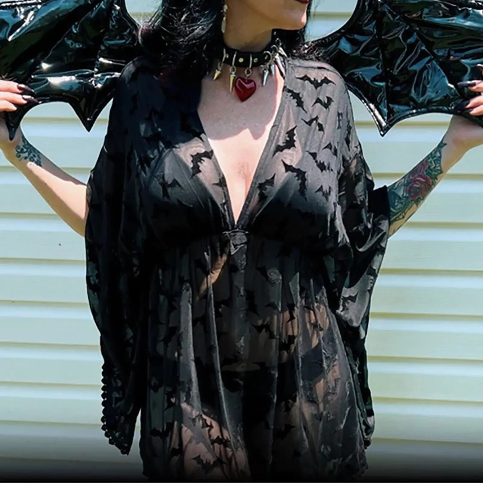 섹시한 로우인 란제리 딥 브이 박쥐 로브 시스루 레이스 나이트가운 여성용 특별 코스튬 속옷