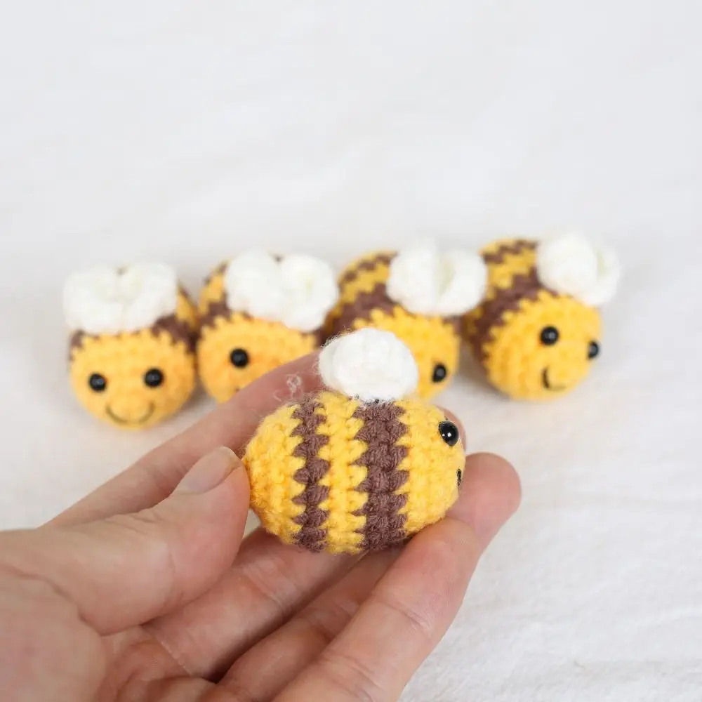 Jewelry Gift Handmade Fat Bees Pendants Handmaking Finished Product Crochet Keychains Woven Kawaii Knitting Insect Backpack