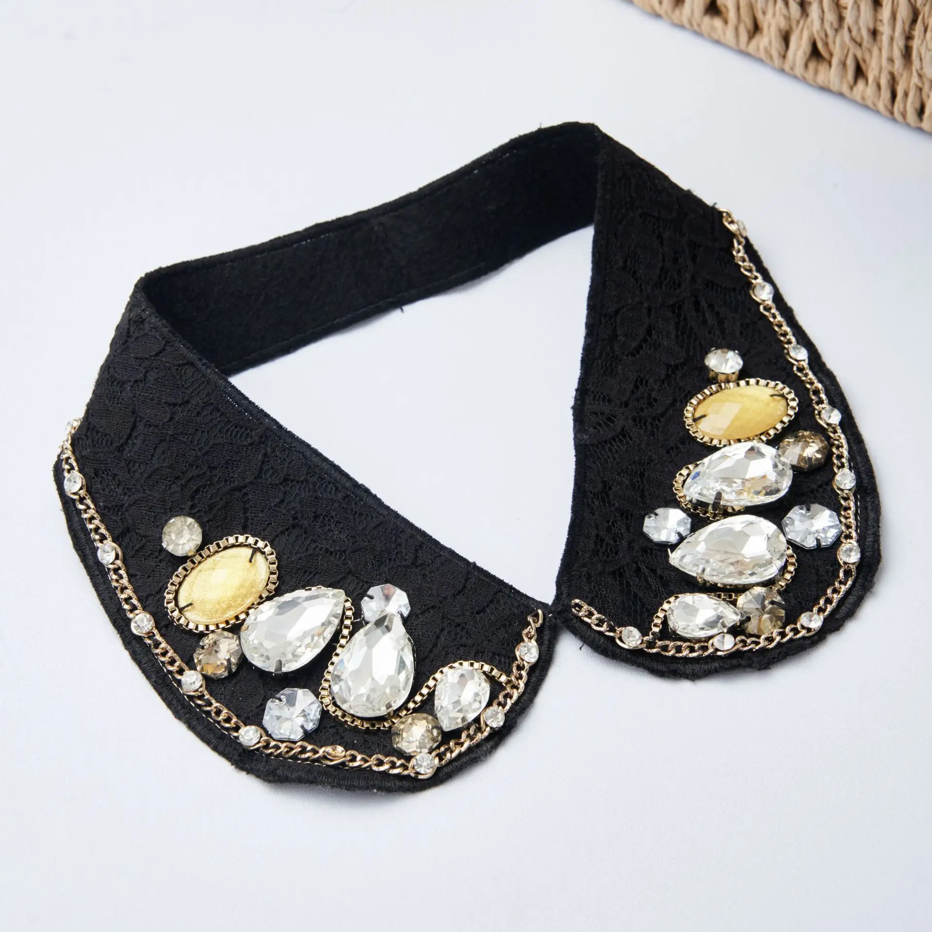 Water Droplet Shaped Glass Inlaid Decorative Collar  High-End Floral Design Fake Collar