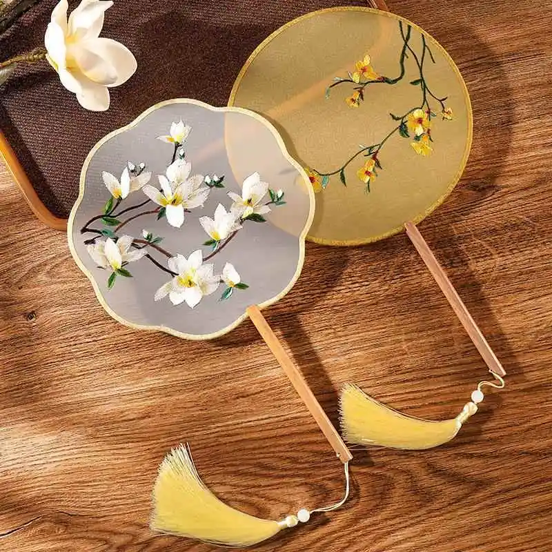 

Double-Sided Embroidered Suzhou round Fan Children's Style Dance Fan Traditional Costume Fan Artisanal Craft Wooden...