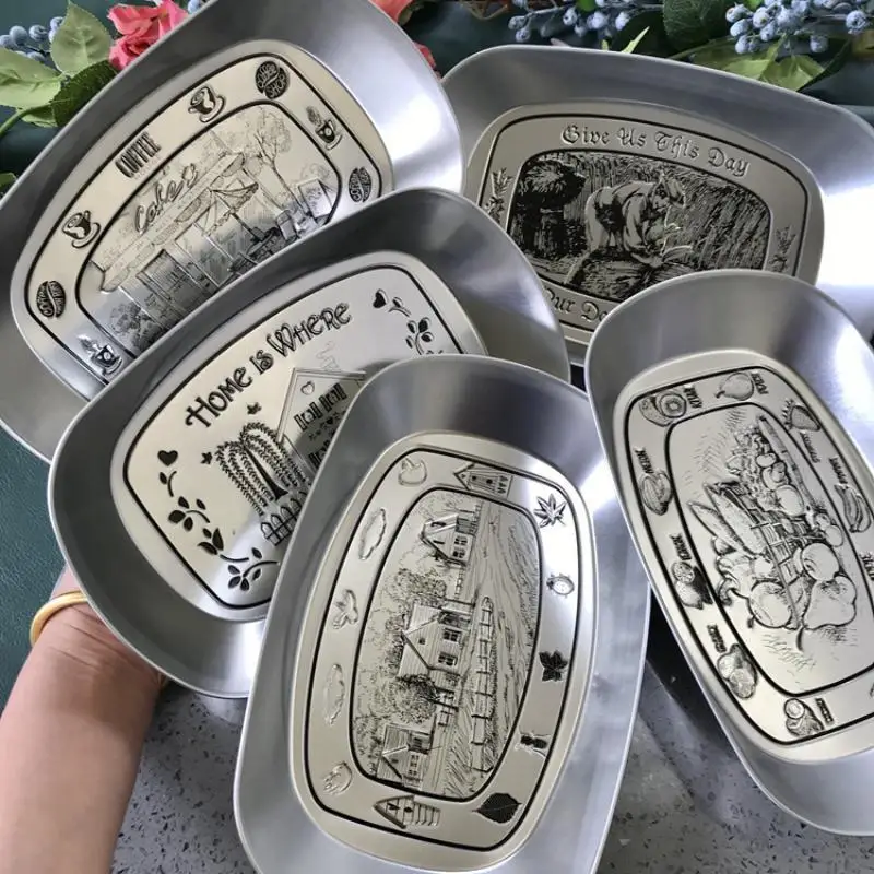 European Retro Style Stainless Steel Camping Food Trays Shatterproof Rust Proof For Outdoor Kid Friendly Camping Picnics