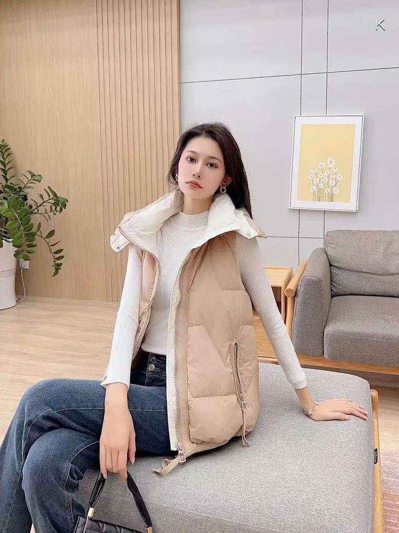 Winter Women Hooded Down Waistcoat Light Thin White Duck Down Vest Coat Ladies Warm Sleeveless Puffer Jacket Parkas Short Tank