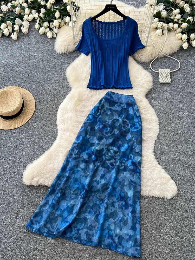 

Summer 2026 Women's Slim Fit Knitted Top And Printed Skirt Two Piece Set Commute Style High Waist Midi Skirt Fashionable Ense...