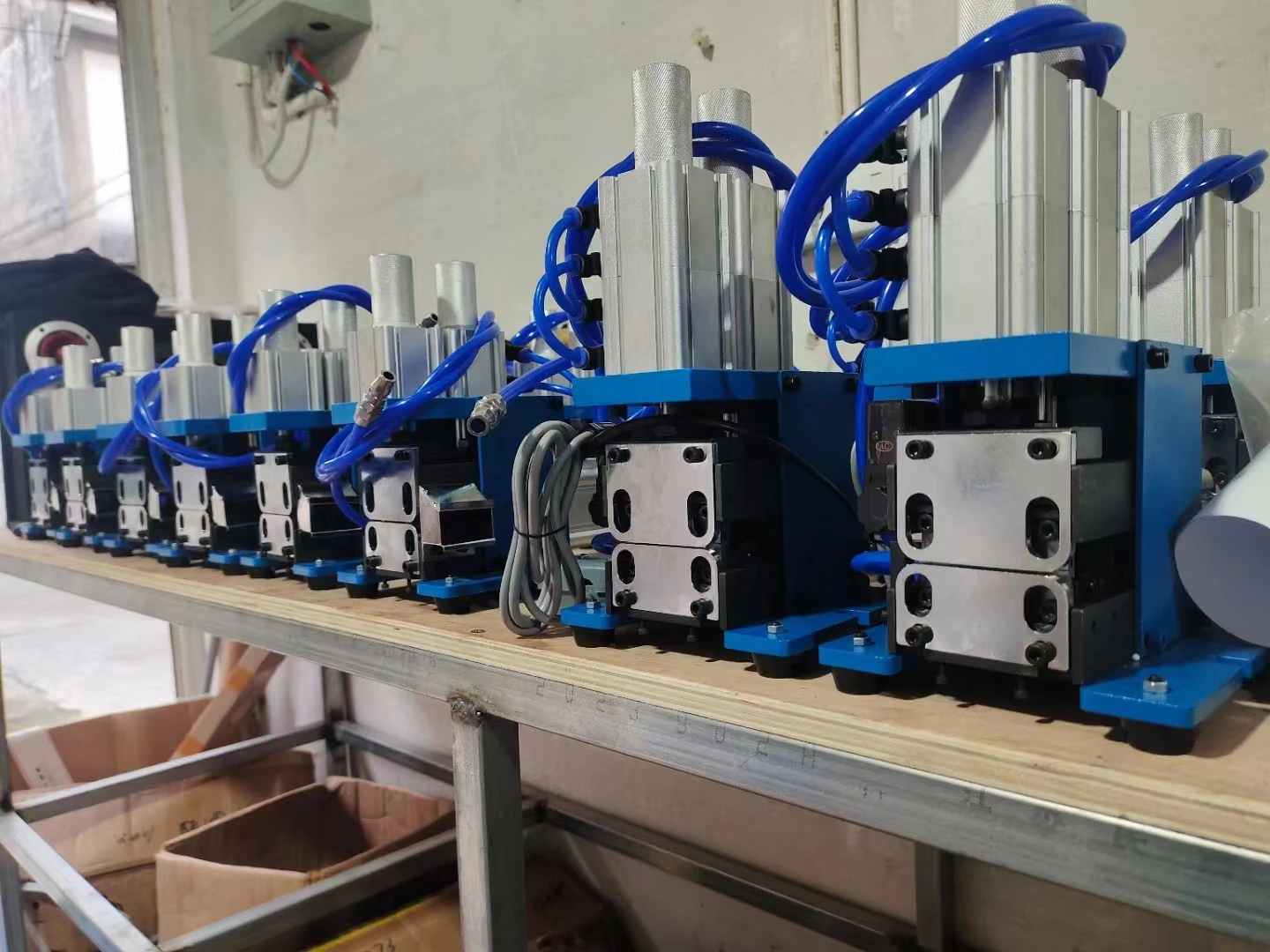 CHKJ-2025NEWYH-310 工場直販 半自動空気圧式シース多芯電力ケーブル剥離機