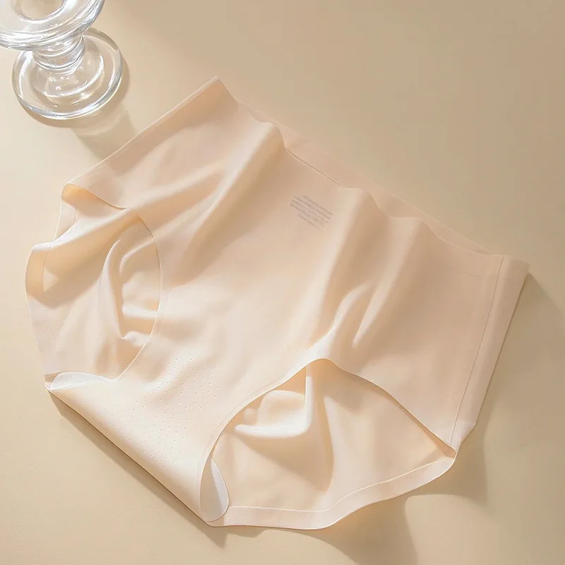 

Highly Selected 10A Antibacterial, Long-leg, Pure Cotton, Ultra-thin, Seamless Ice Silk Underwear Set.