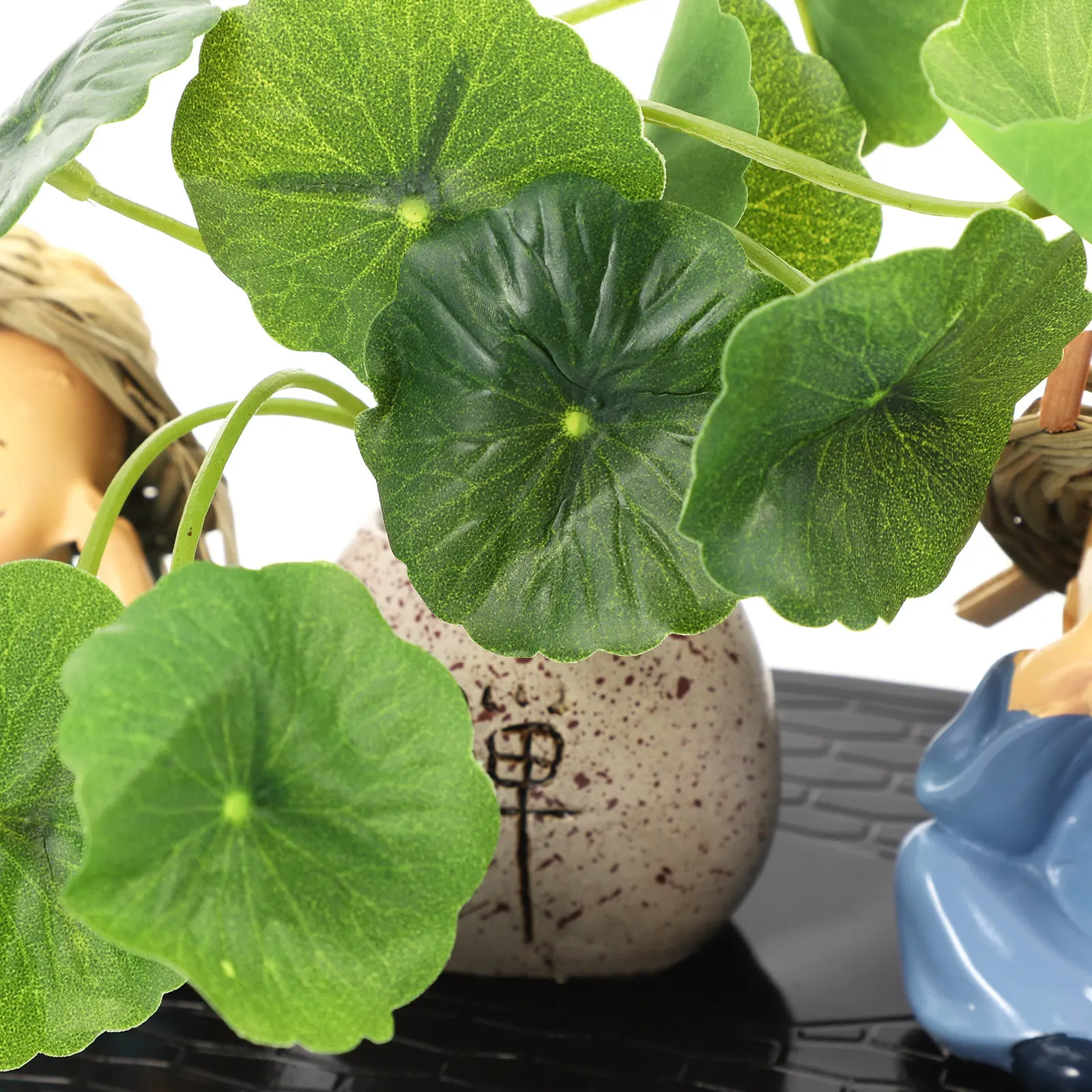 

4Pcs Zen Decor Small Monk Resin Crafts for Desk Garden Sofa Armrests Photography Props Car Dashboard Car Decorations