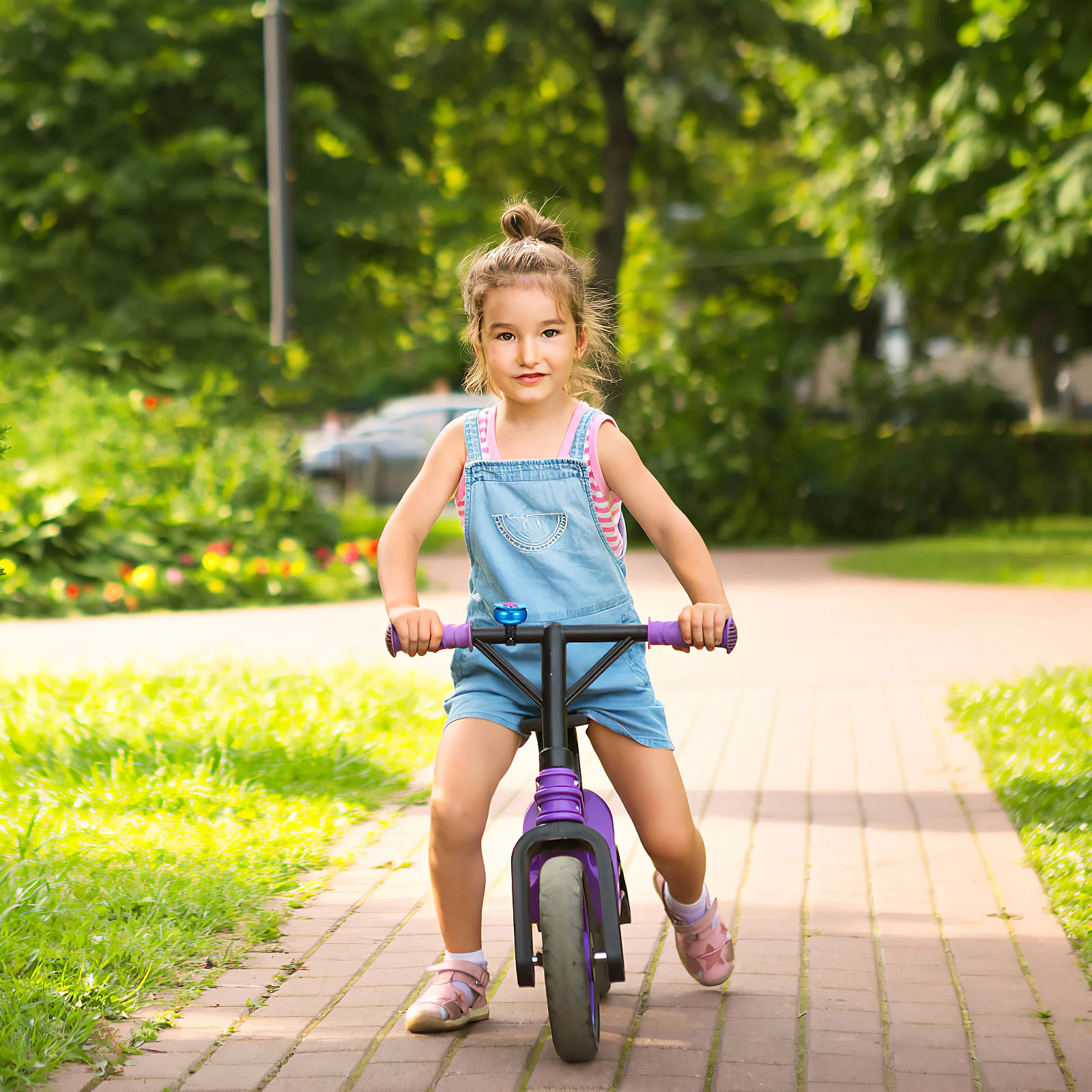 

Sunflower Shaped Bike Bell Blue Cycling Handlebar Ringer Horn Suitable 22cm Diameter Bicycles Lightweight
