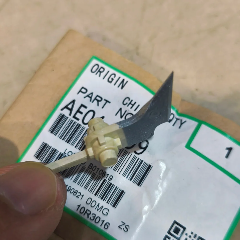 

35pcs. AE044099 AE04-4099 Upper Fuser Separation Claw PICKER FINGER for Ricoh MP4000 MP4001 MP4002 MP5000 MP5001 MP5002 4002SP