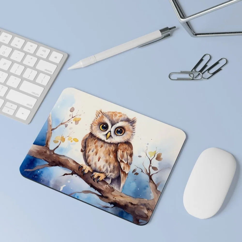 

Watercolor owls perching on the branches, mouse pads, high-quality desk MATS, and carpets are suitable for gamers and offices