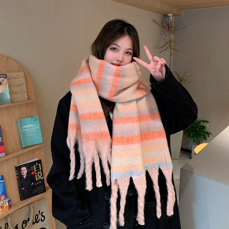 Korean version of the new female autumn-winter vintage gradient color striped scarf student neck thickened warm shawl