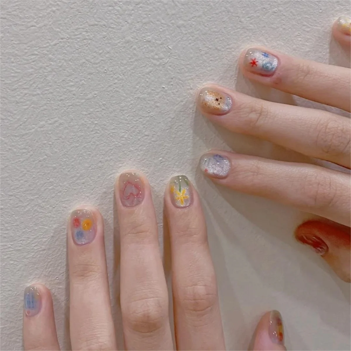 10 pezzi fatti a mano unghie finte arte colorata occhio di gatto corto quadrato copertura completa punte per unghie moda semplice dolce stampa su set di unghie finte