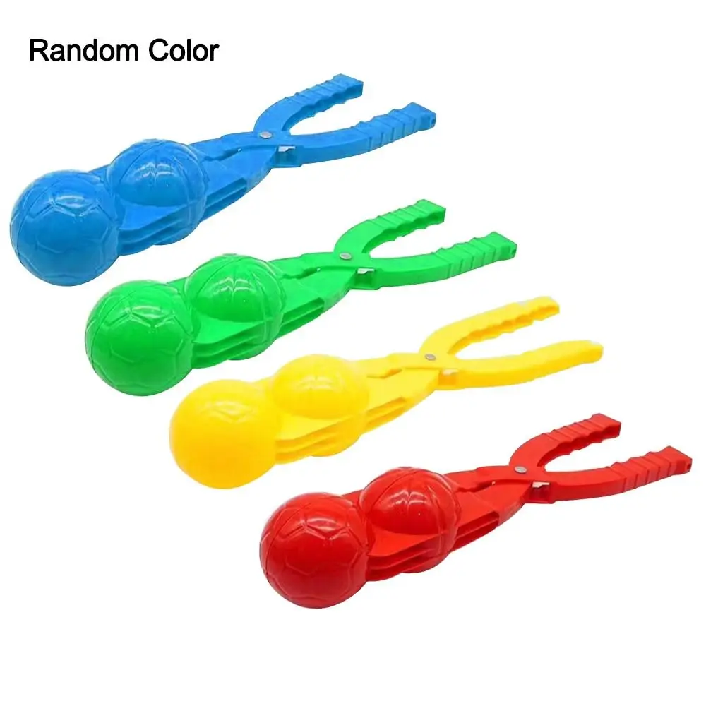 Bonito plástico inverno neve brinquedo cor aleatória futebol em forma de bola de neve clipe neve jogar brinquedos crianças presente