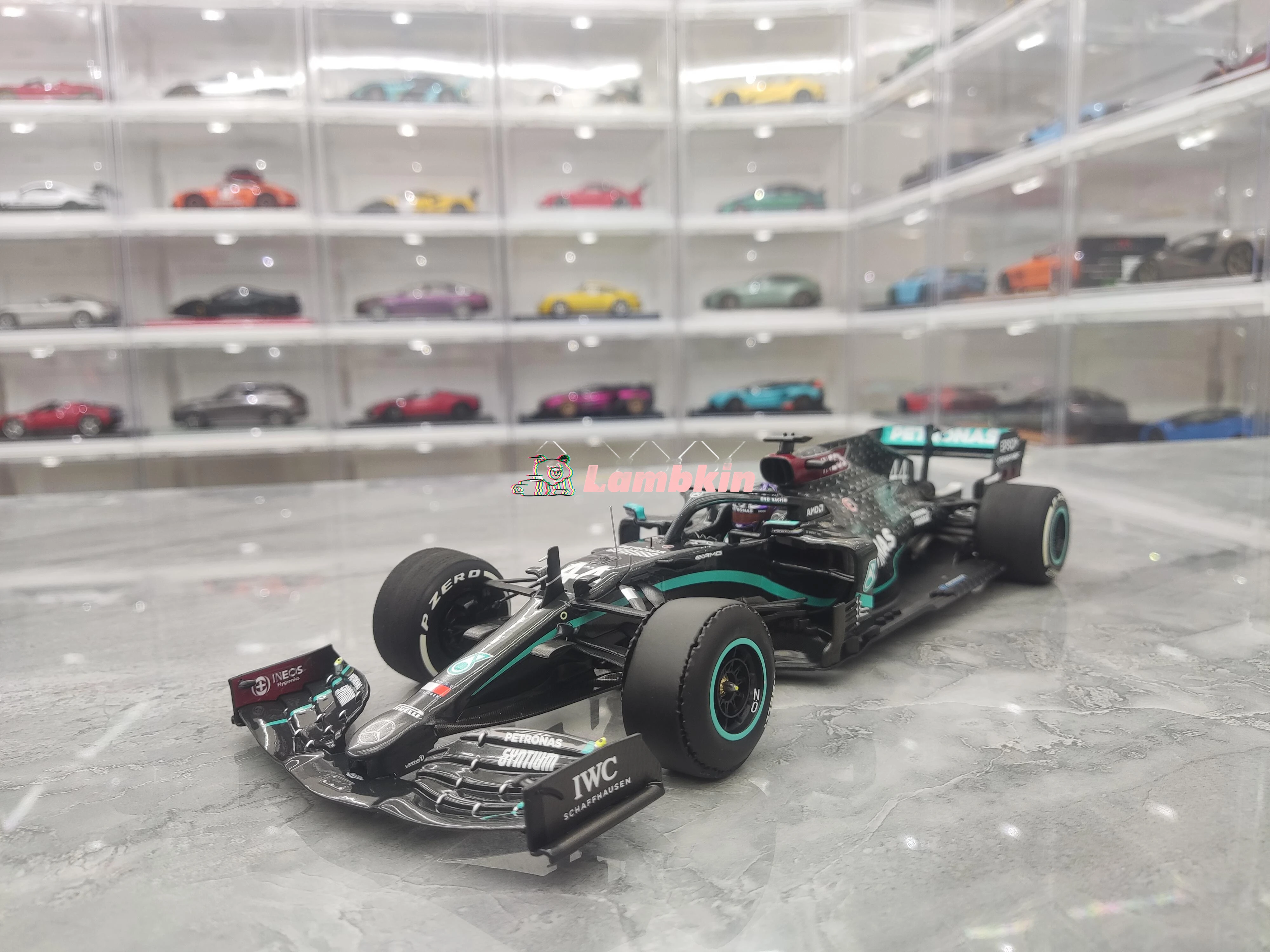 Minichamps 1:18 For 2020 UK W11 Hamilton Victory F1 Simulation Alloy Car Model