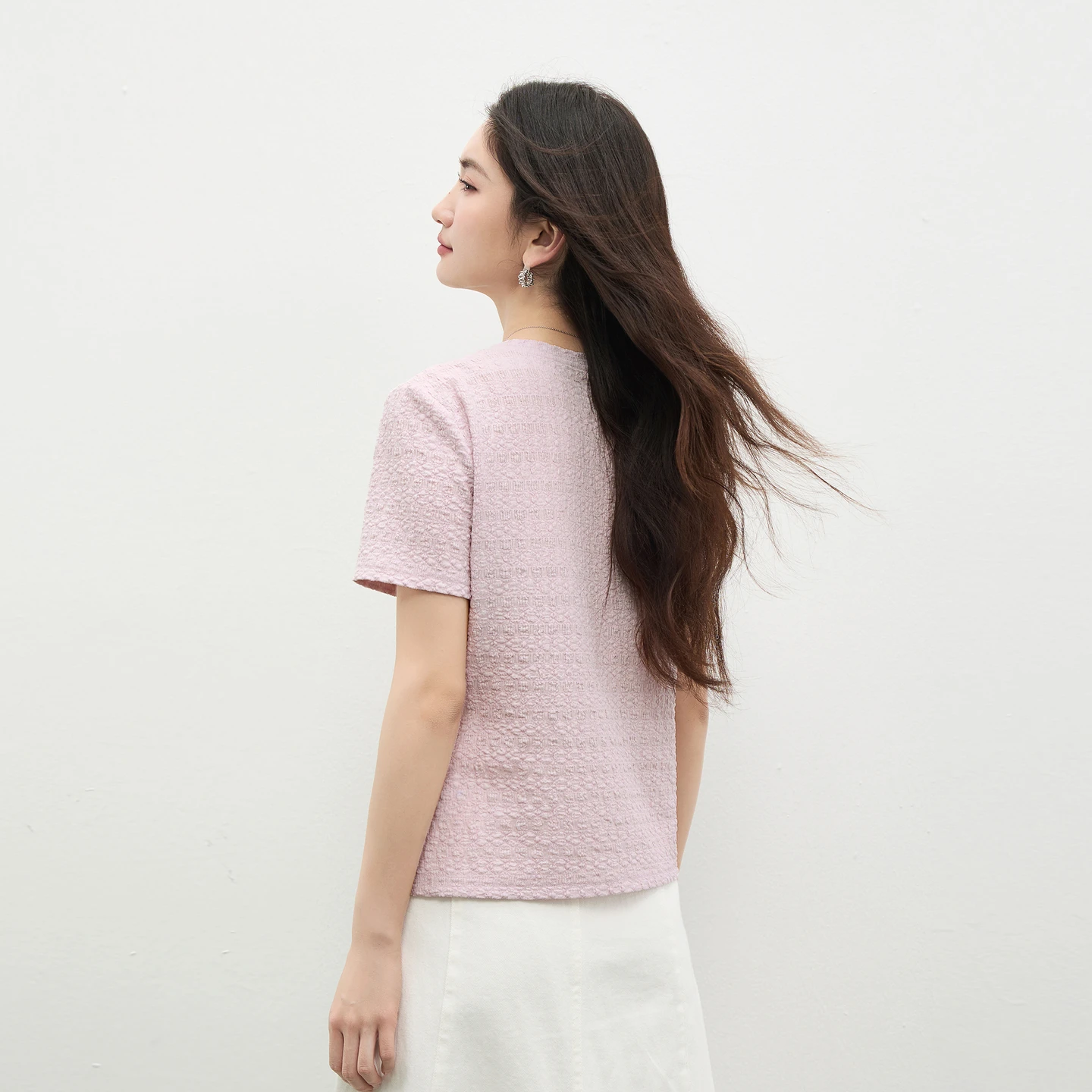 SENTUBILA Women's Fake 2 Piece Top Summer Geometric Pleat Knitted Short Sleeve T Shirt 2026 Color Contrast Patch Tee 162TD5674
