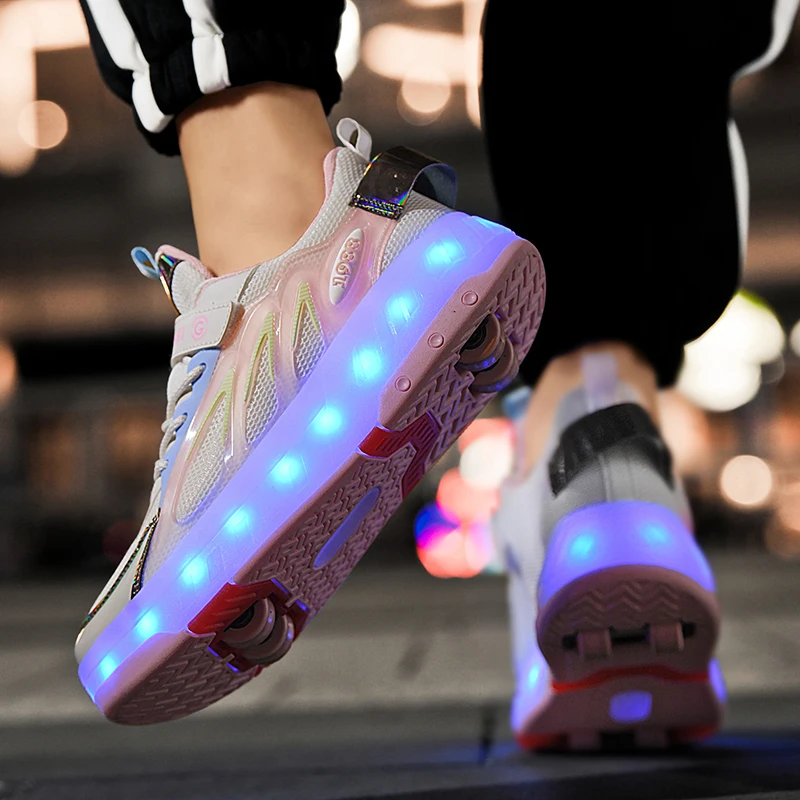 Chaussures de patin à roulettes avec lumière LED pour enfants, baskets de sport à 4 roues pour garçons et filles, cadeau de spectacle pour enfants, Noël et anniversaire