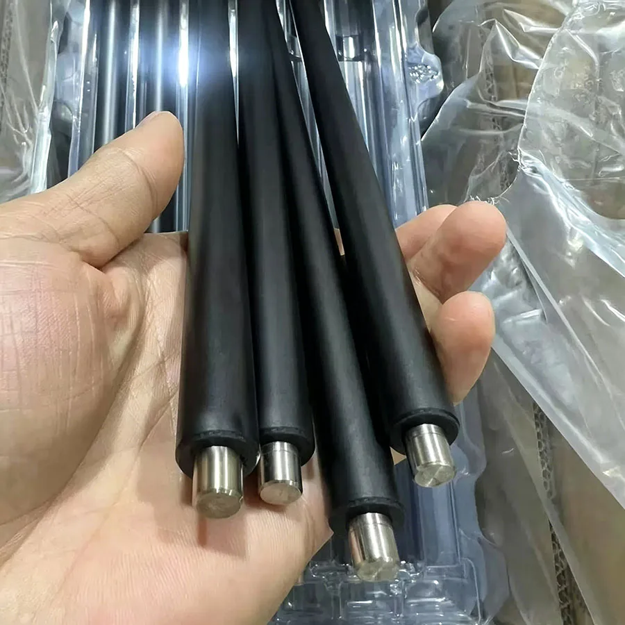 

Комплект из 4 зарядных роликов для Xerox 560, 7780, 700, C75, J75, 7550, 7500, 6065, 3030, 3035