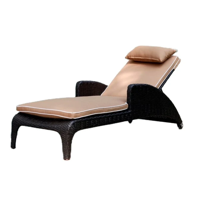 Italy style plastic beach chaise lounge chairs used for swimming pool