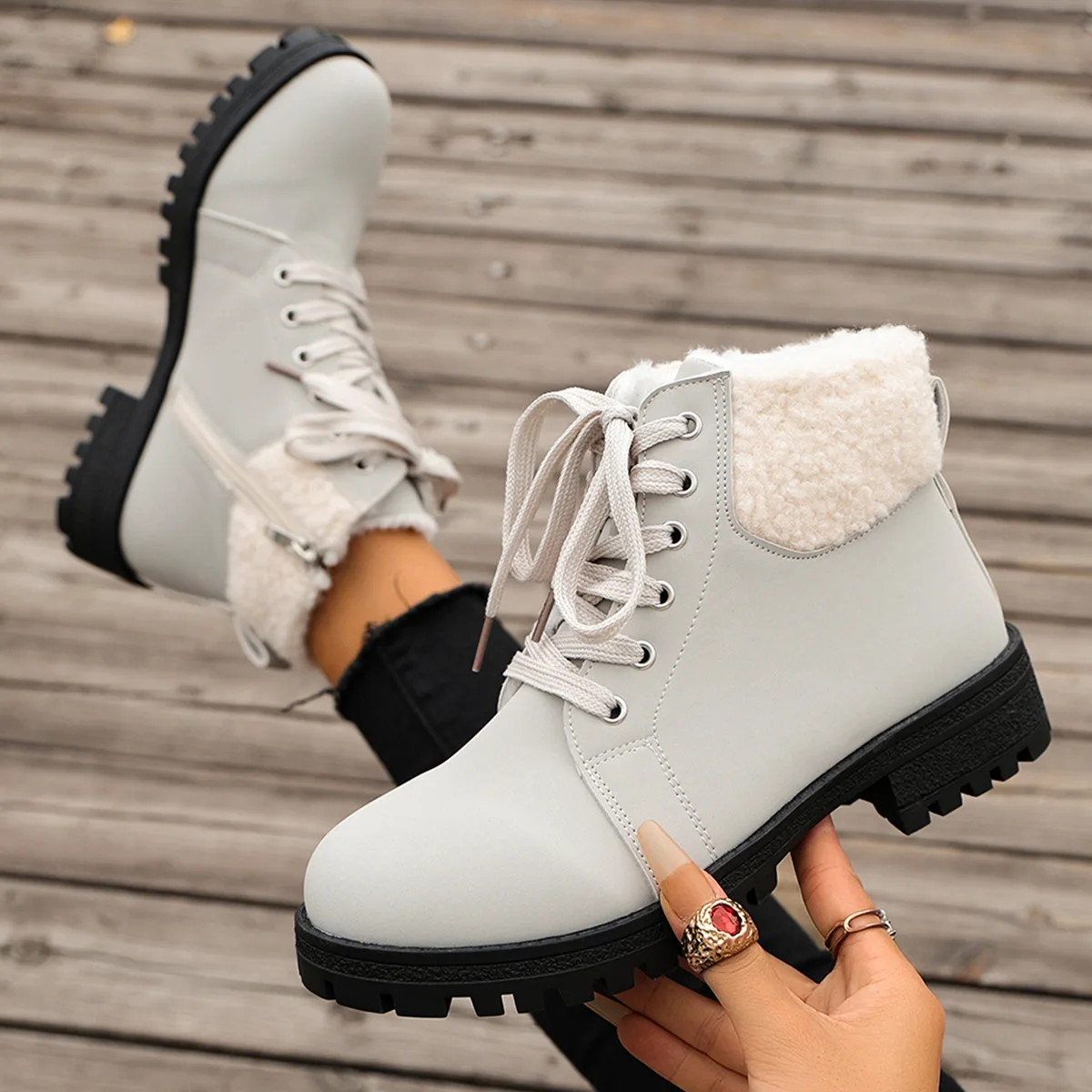 Women's Winter Snow Boots Short Plush Thickened Fur Integrated Warm Cotton Shoes for Cold Weather Comfort