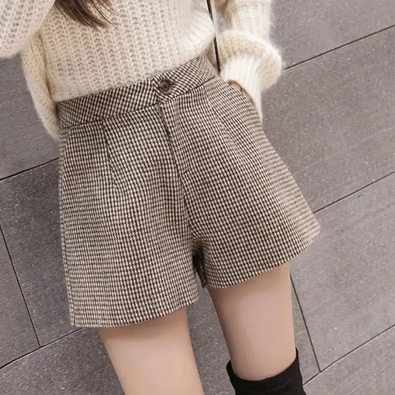 

Women High Waist 2024 Summer Shorts White Black Vintage Streetwear Short Pants Slim Elegant A Line Casual Wide Leg Shorts LX525