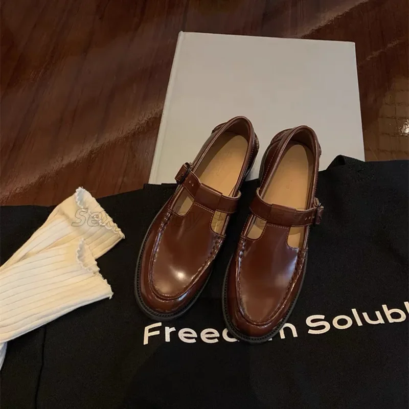 

Mary Jane Women's Shoes with T-Shaped Buckle and Loafers, Women's Thick Low Heel Small Leather Shoes, Children's Single Shoes