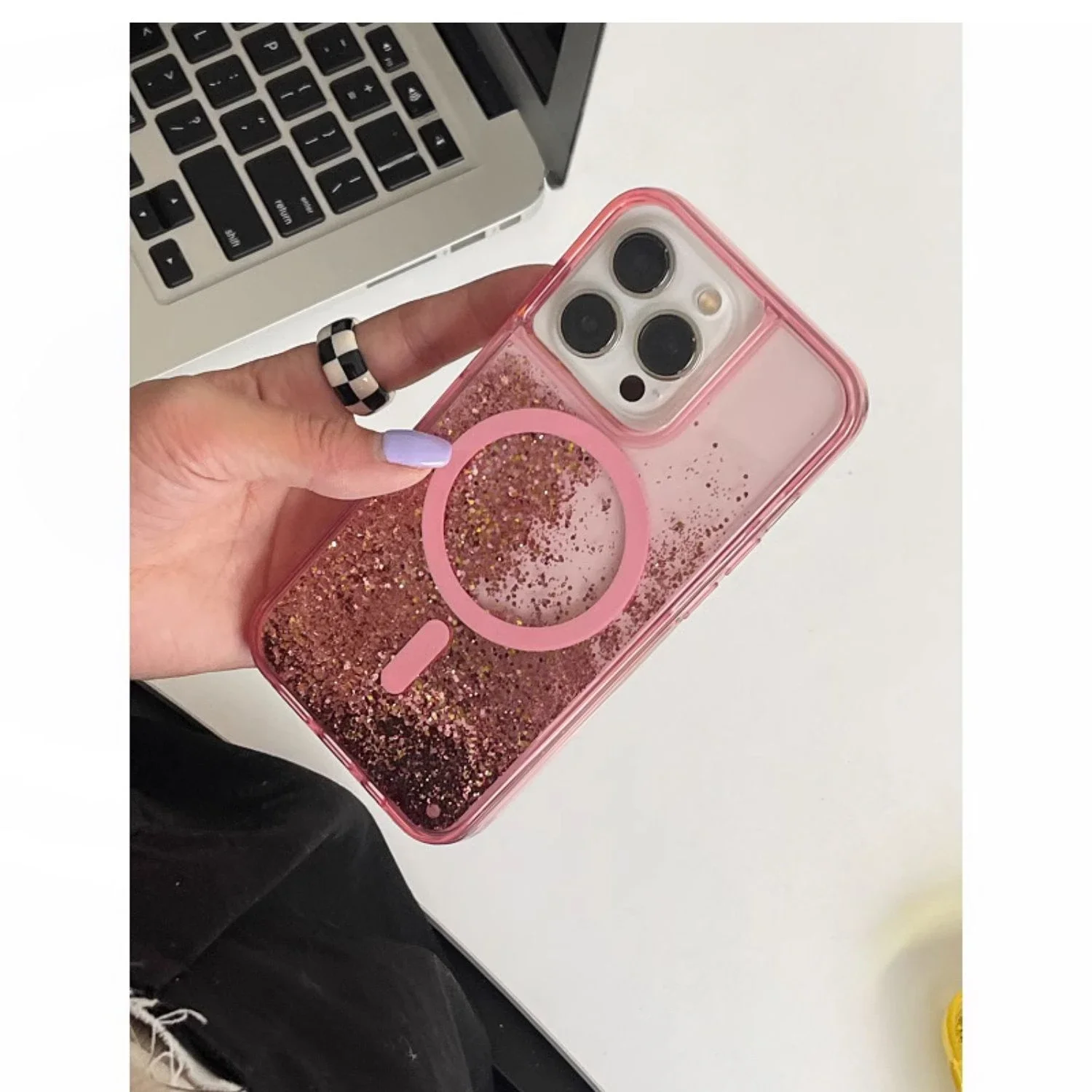 Quicksand Magsafe Magnets Case for iPhone 15 14 16 Pro Max Glitter Moving Sand Phone Cover Hard Liquid Shell Luxury Arena Funda