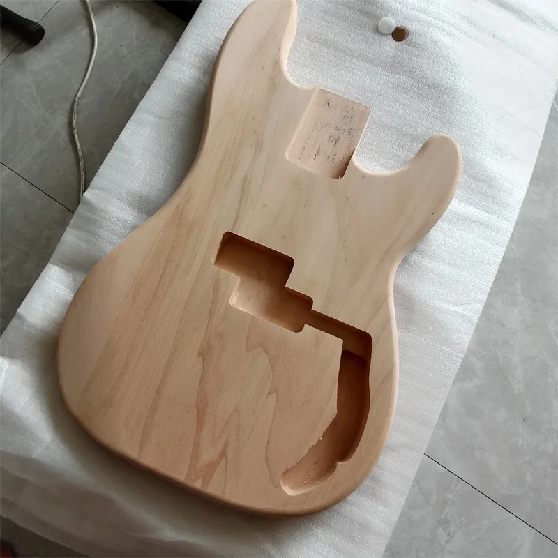 

New Arrived 4 Strings Electric Bass Guitar Alder Body,No Paint BJ224