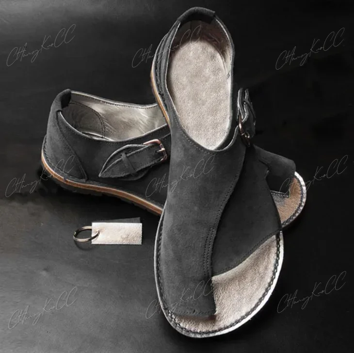 Medieval feminino masculino moda estilo britânico gótico retro sapatos de couro do plutônio cavaleiro ao ar livre chinelo plano sandálias festa carnaval