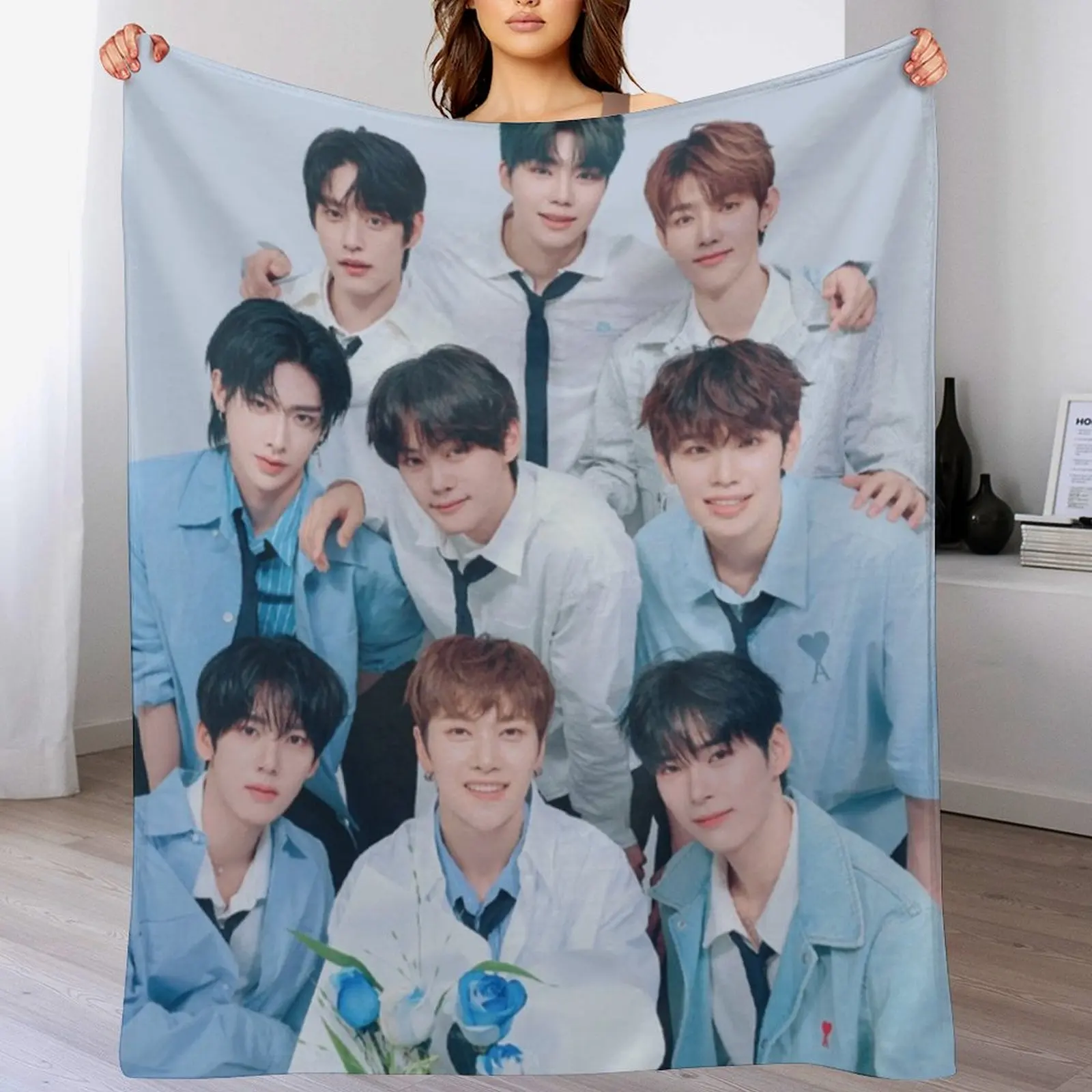 

zerobaseone (ZB1) Throw Blanket Flannel Fleece Soft Warm Throw Blanket