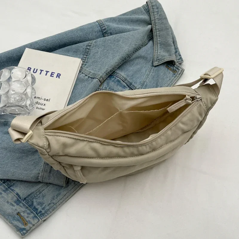 حقيبة كتف من نسيج النايلون جديدة ذات سعة عالية للنساء حقيبة ساعي البريد عبر الجسم حقائب كتف هوبوس متعددة الاستخدامات