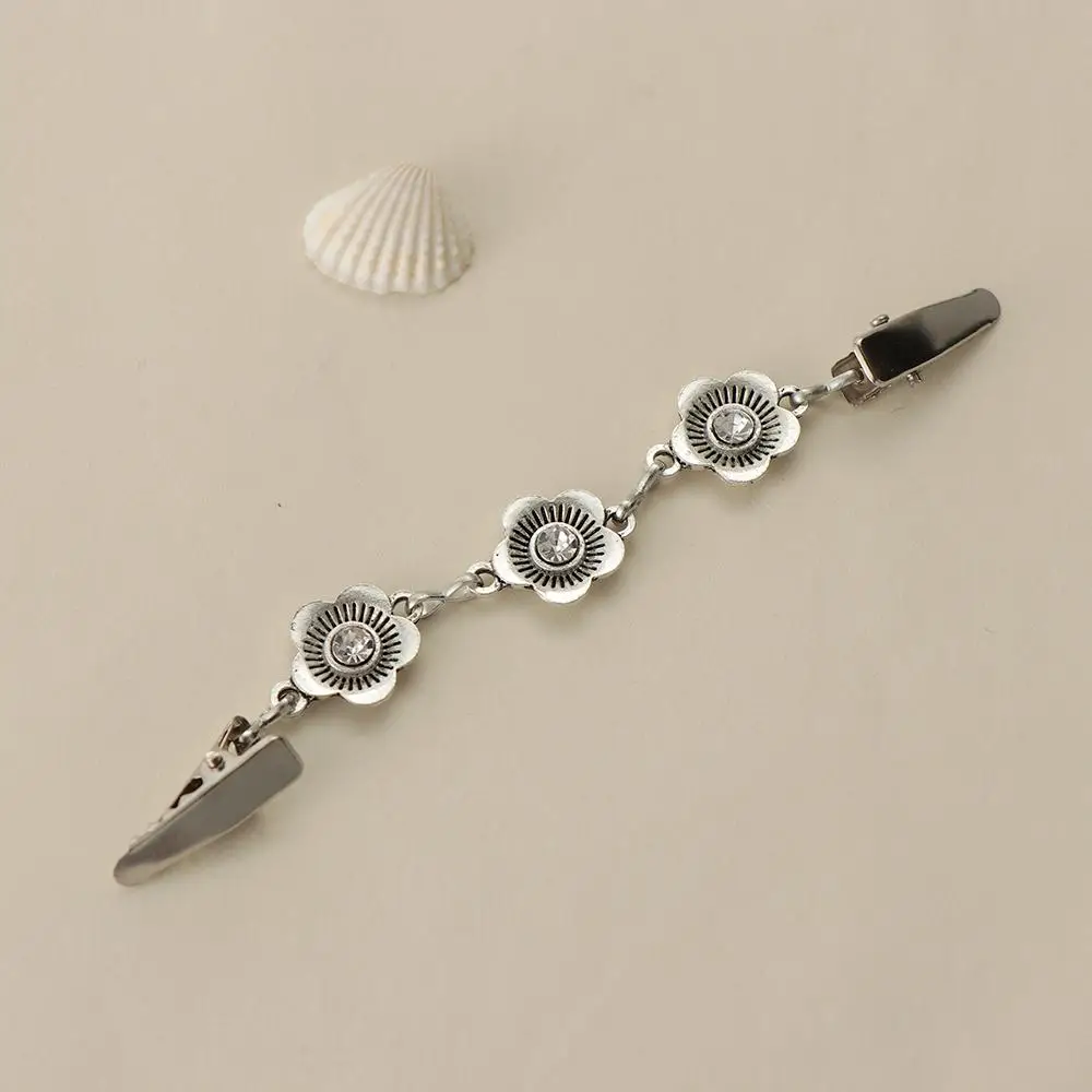 العصرية الأزياء الرجعية قميص طوق حجر الراين زهرة بطة كليب المشابك شال بروش سترة بلوزة دبوس سترة كليب