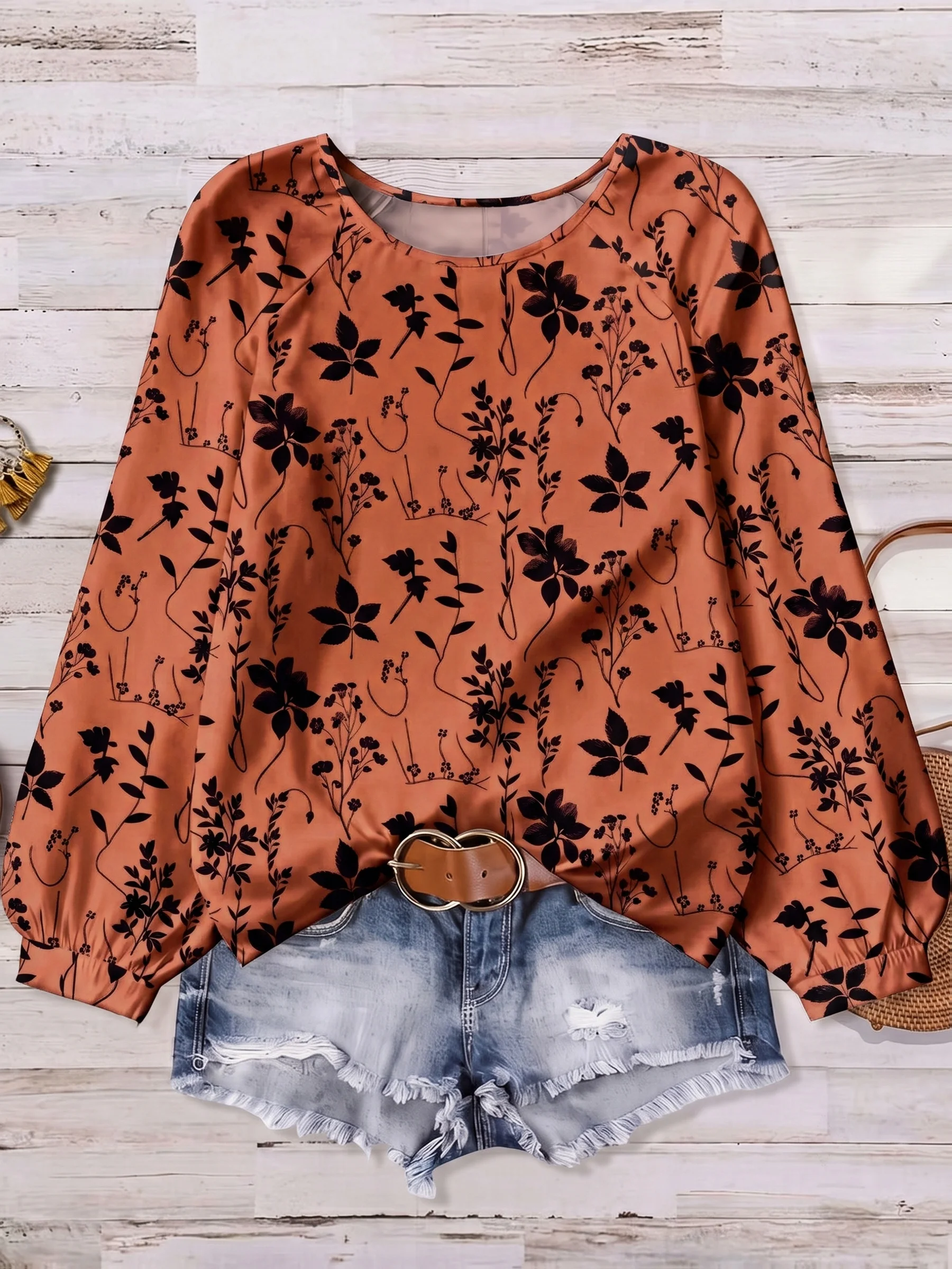 Stilvolle Bluse in Übergröße mit Blumenmuster für mühelose Alltags-Eleganz – Detail 1