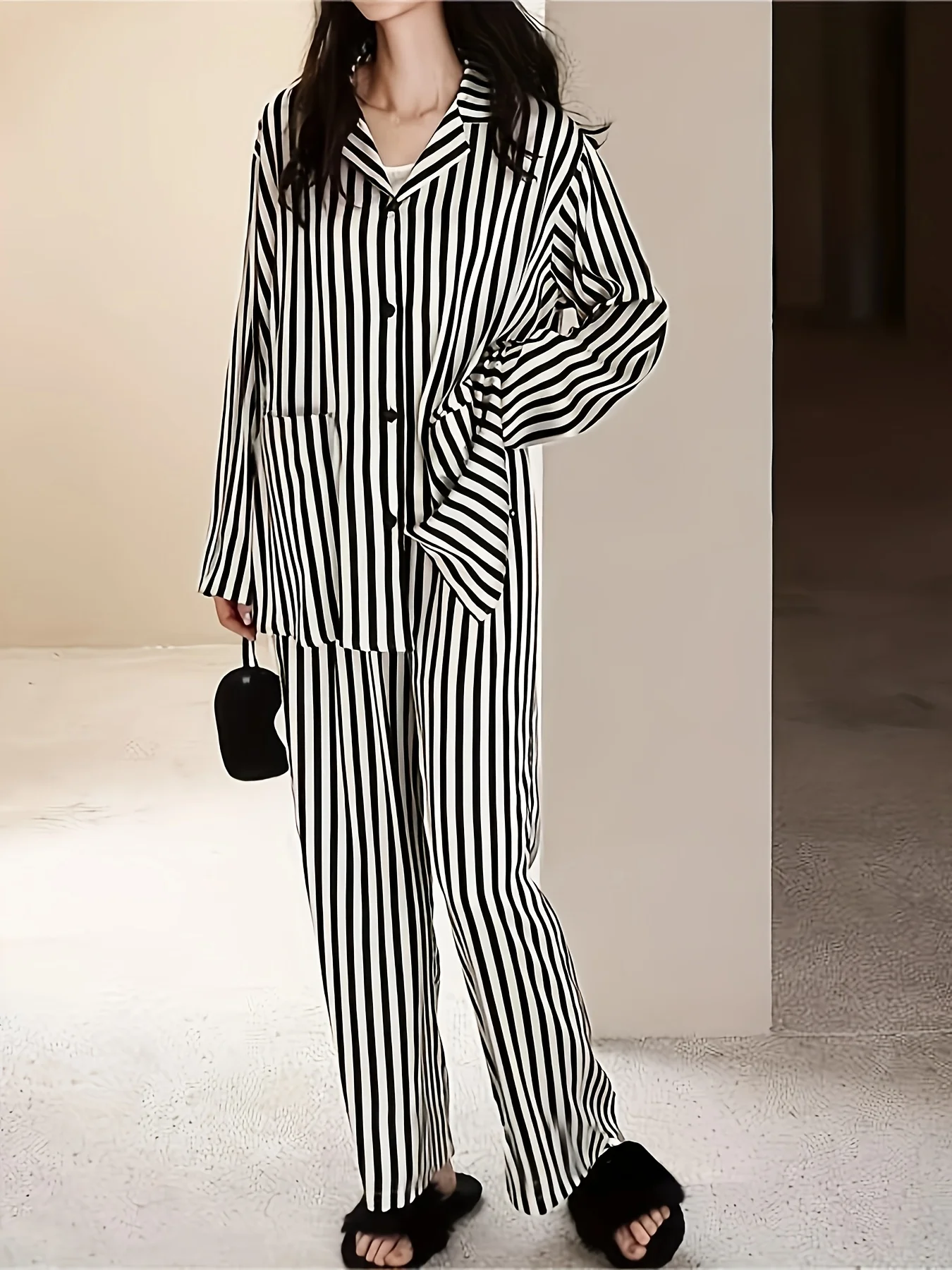 Women's New High-Aesthetic Pajama Set - Minimalist Black-and-White Striped Casual Loungewear